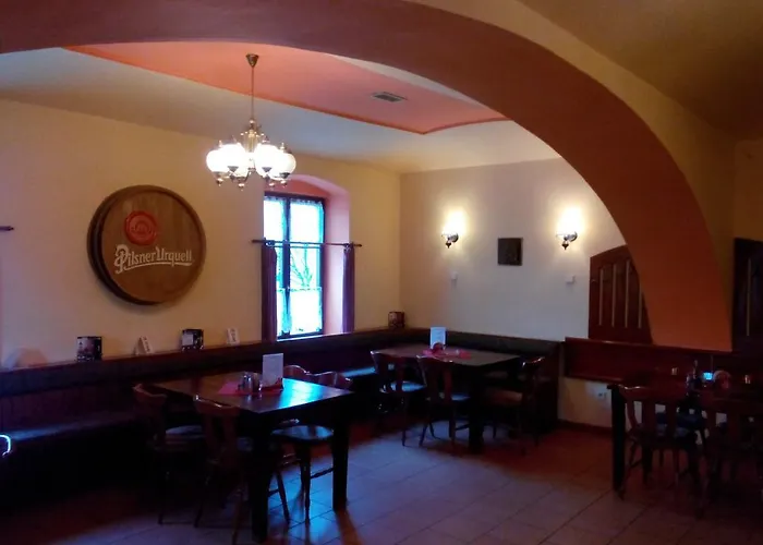 Poprda בית הארחה